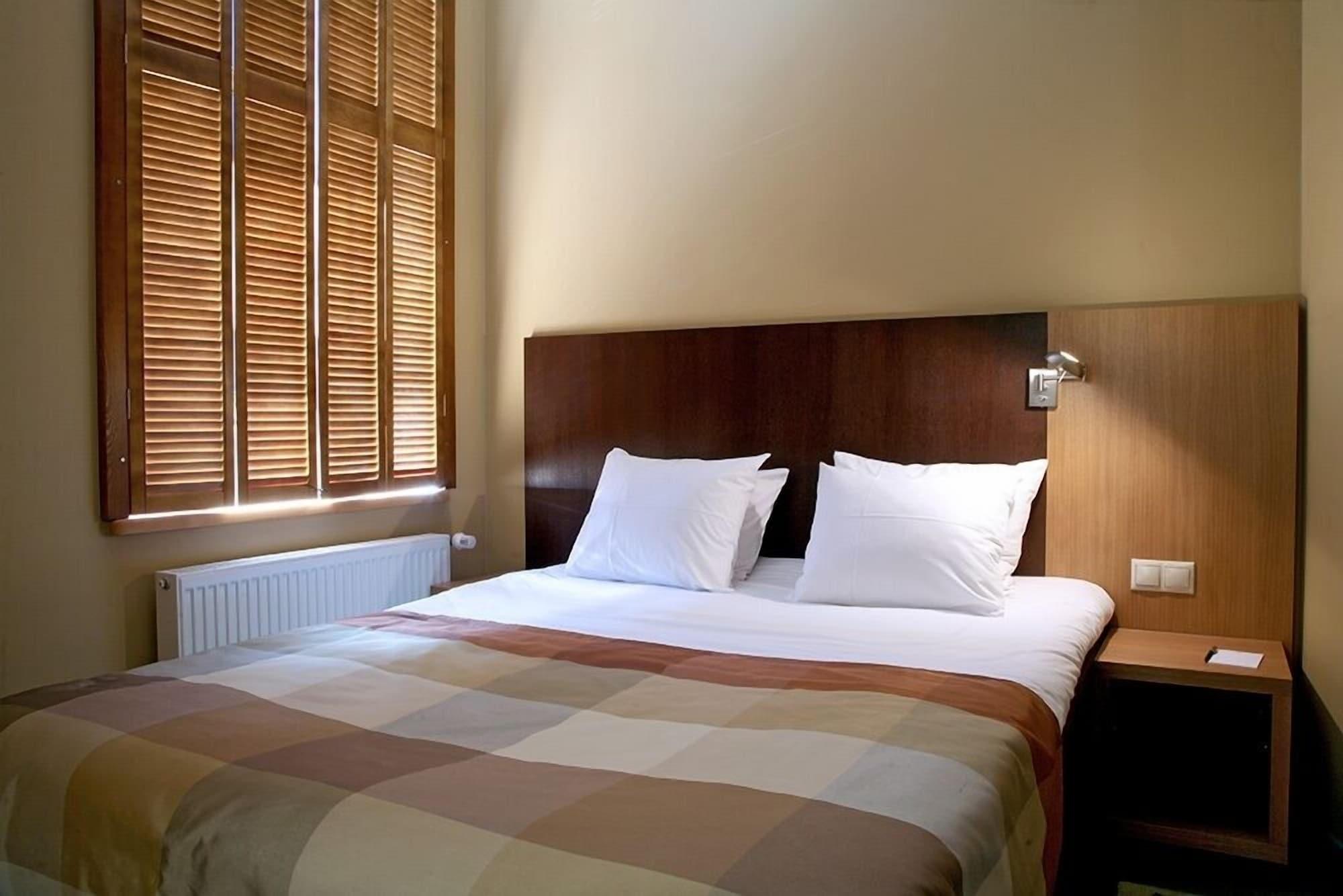 Khách sạn Hanza 3*