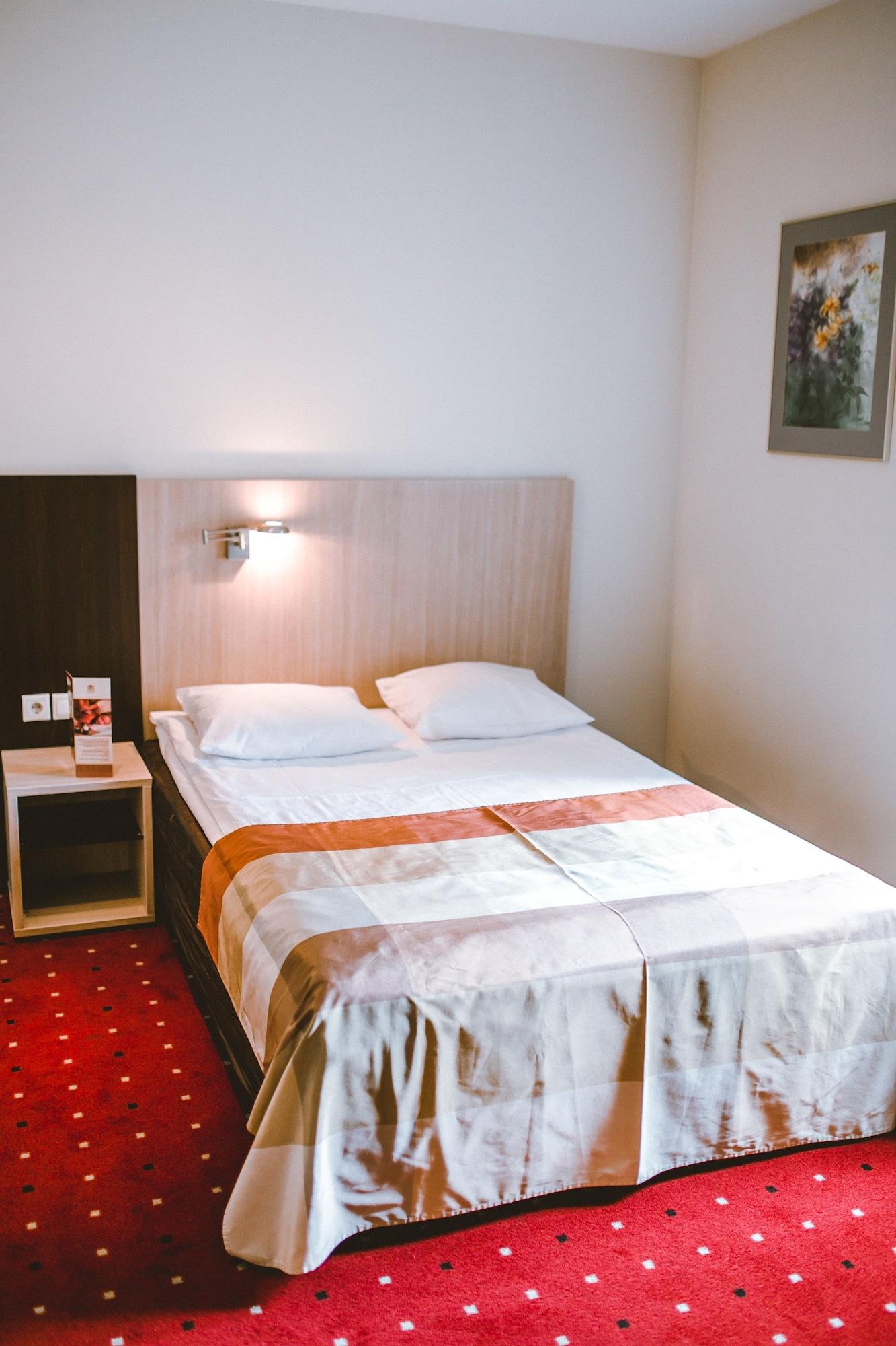 Khách sạn Hanza Riga