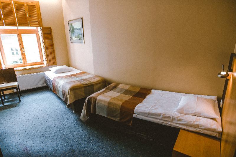 Khách sạn Hanza 3*